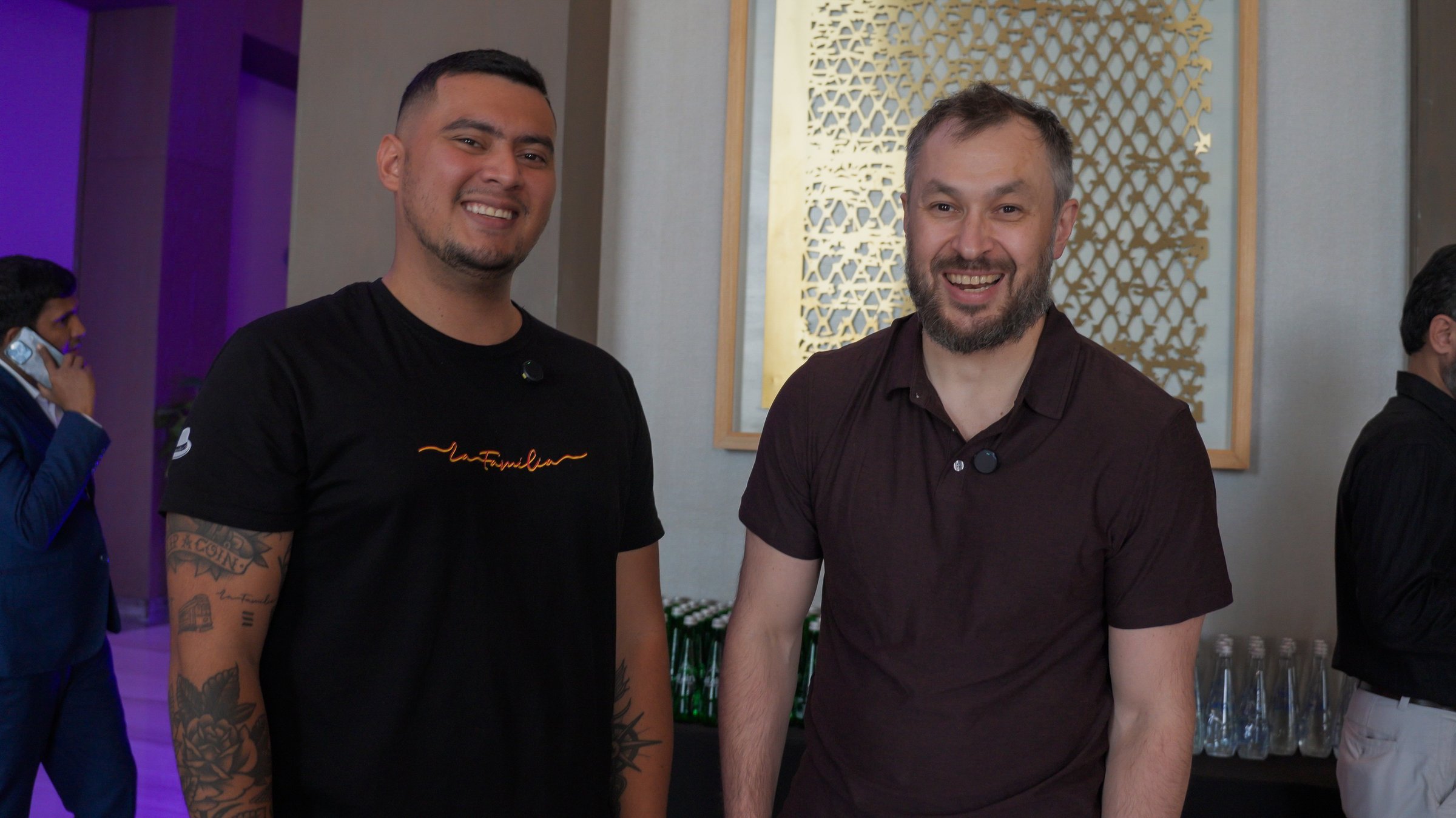 Andriu con Anatoly Yakovenko en Breakpoint 2025, Abu Dabi